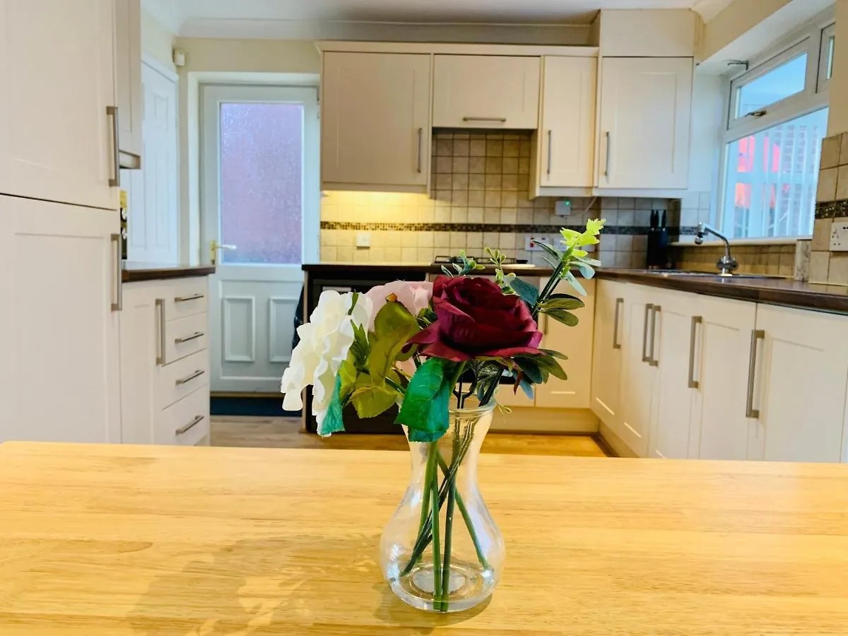 別荘 Homely Detached 3 Bedroom House Near Sheffield ロザーハム