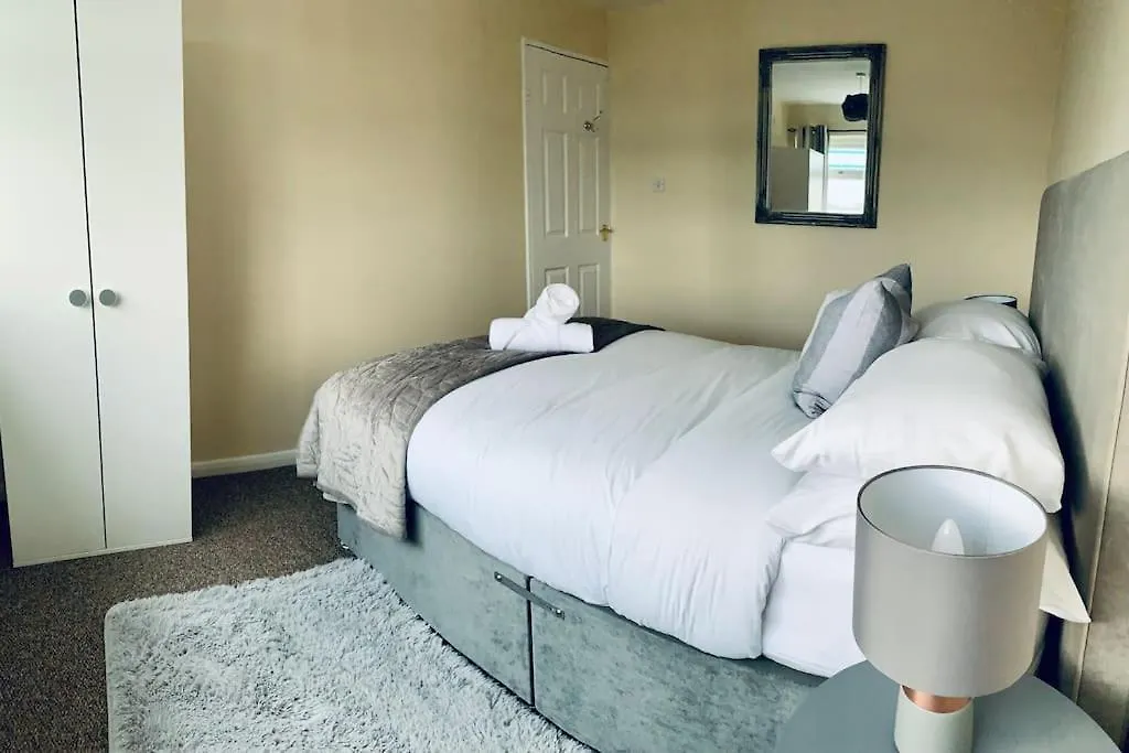 別荘 Homely Detached 3 Bedroom House Near Sheffield ロザーハム イギリス